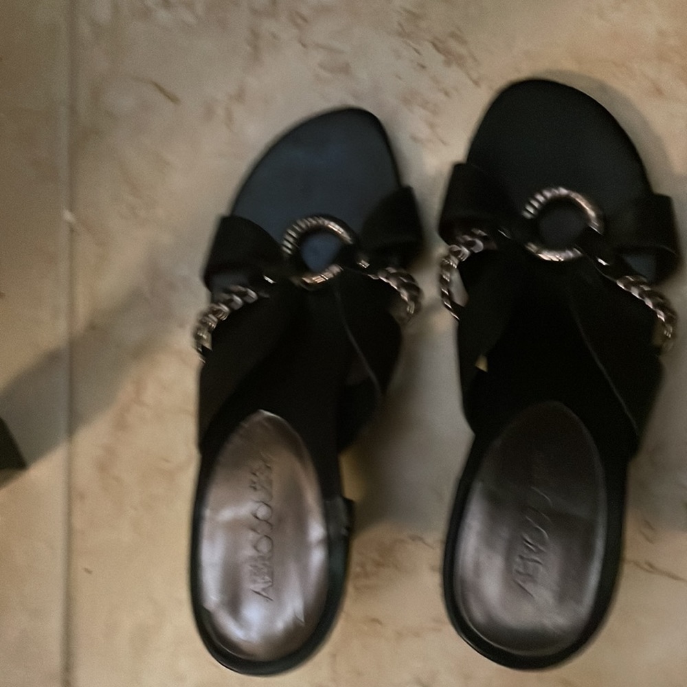 Sandals - Picture 6 of 6